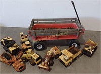7 Tonka Trucks & Wood Frame Wagon