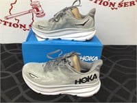 Hoka Women’s 8.5B Clifton Tennis Shoes NIB