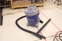 14 Gallon Shop Vac  ~ Tested, Missing A Wheel