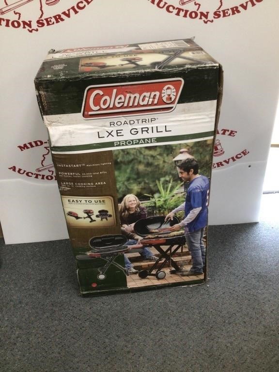 Coleman Road-trip LXE Propane Grill