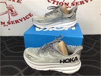 Hoka Women’s 8.5B Clifton Tennis Shoes NIB