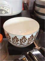 Vintage metal mixing bowl