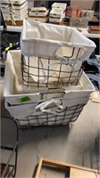 4 WIRE BASKETS W/ LINERS