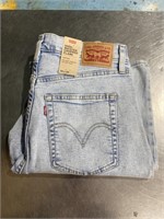 New Levi Strauss High Waisted Cropped Flare 30x29