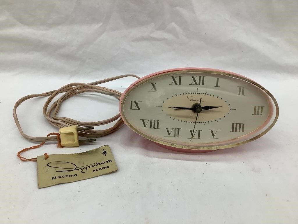 Mid-Century Ingraham Plastic Electric Alarm Clock,