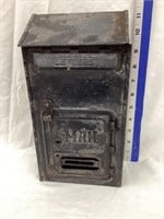 Vintage Metal Mailbox, 11 1/4”T, 5 3/4”W
