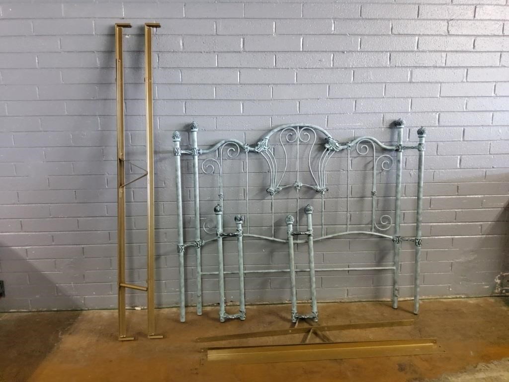 Iron Queen Bed Frame w/ Rails