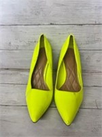 Yellow heels Womens Shoes size 8.5