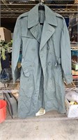 Vintage Military Issue Trench Coat 34r Army Green