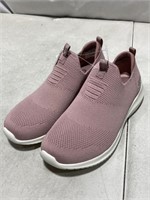 Skechers Women’s Shoes Size 6