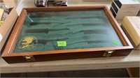 KNIFE DISPLAY BOX