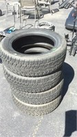 SET OF 4 COOPER 225/60R18 STUDDED SNOW TIRES