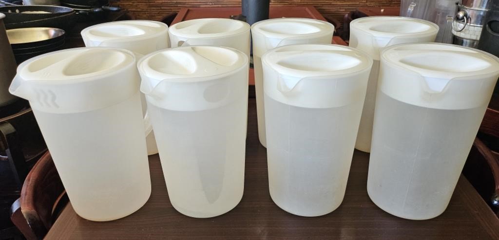 8 water pitchers