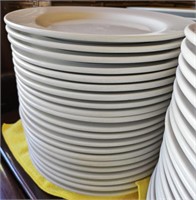 Lot of 22 WORLD Porcelain plates 10.5
