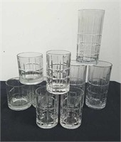 8 large, 17 medium, and 10 small drinking glasses