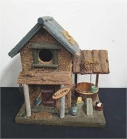 10x 7x 10-in birdhouse