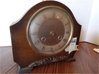 *Benting mantle clock, 8 day, made in Great