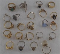 23 COSTUME JEWELRY MANY GOLD FILLED RINGS