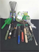 Gardening accessories and tools