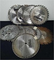 Table saw blades there is one new one