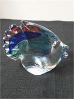 Super cute fish paperweight it is signed 3.25 in
