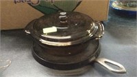 ANCHOR HOCKING COVERED DISH & CAST IRON GRIDDLE
