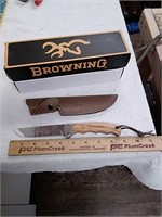 New Browning hunting knife with sheath