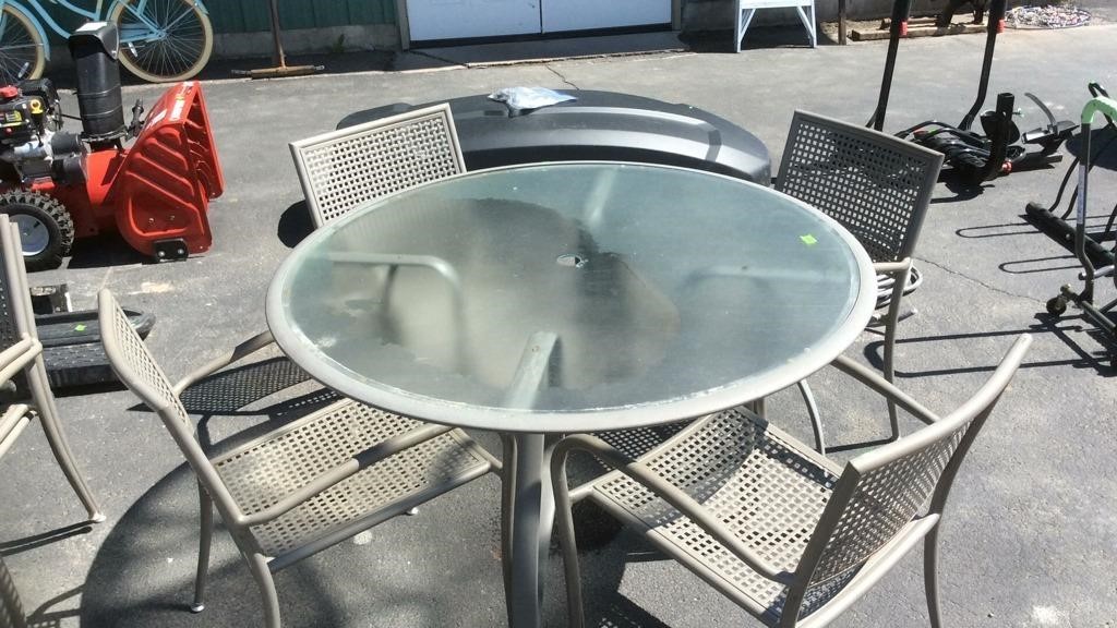 ROUND GLASS TOP PATIO TABLE & 8 CHAIRS