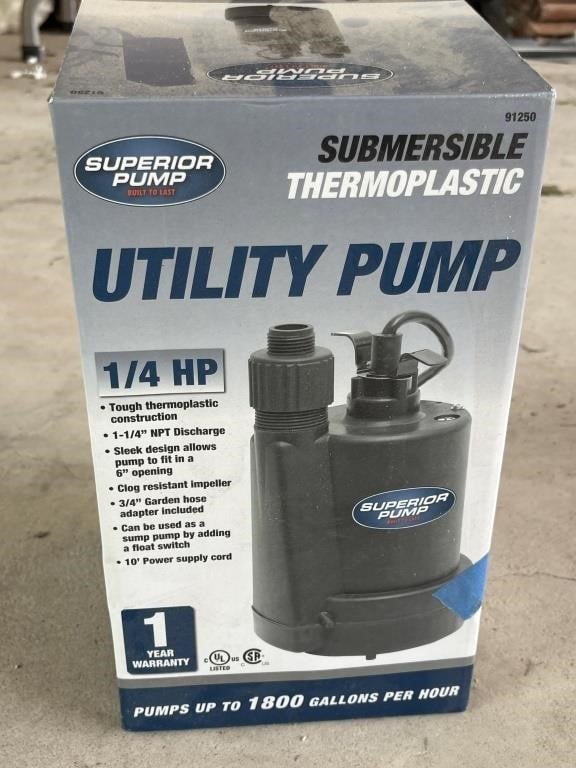NIB Superior Submersible Pump, 1/4hp