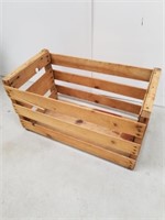 Wood vintage cantaloupe crate 14x 25x 13.5 in