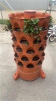42in Tall Strawberry Planter, Spins