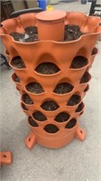 42in Tall Strawberry Planter, Spins