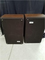 Two Allegro 2500 by zenith speakers vintage 22.5