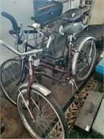 2 bicycles Huffy Ultima and Murray adult bikes