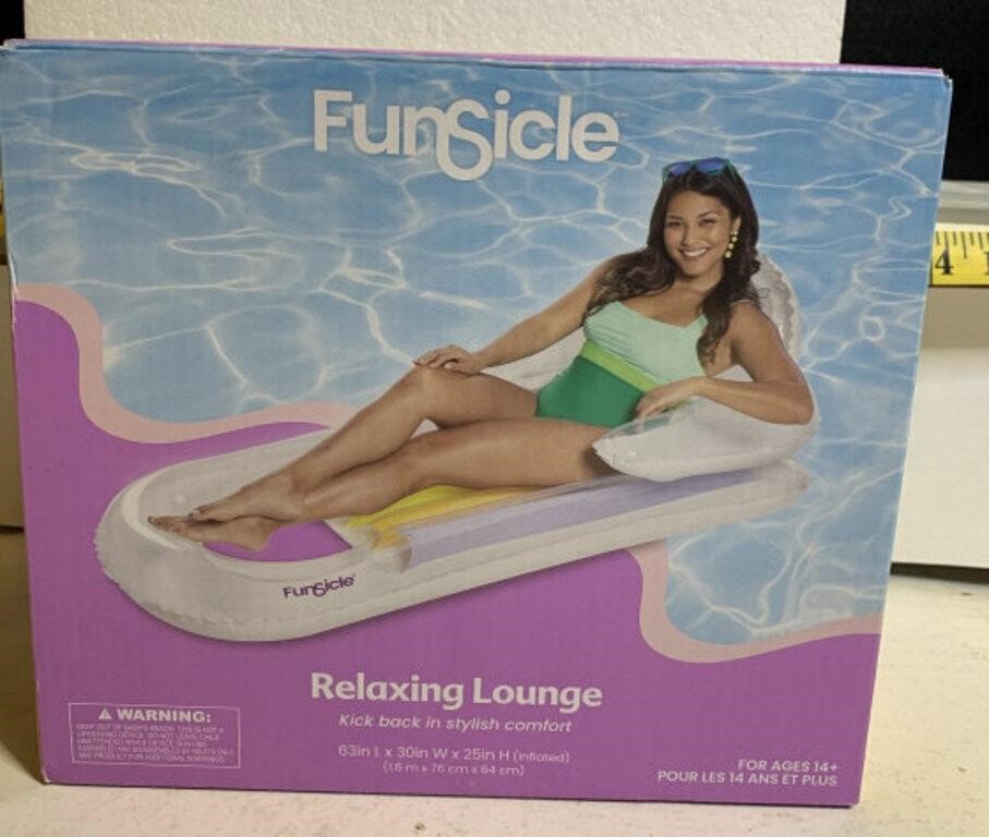 Inflatable Water Lounge