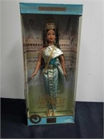 Vintage Collector's edition Dolls of the world