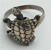 Sterling Silver Ring With Articulated Turtle