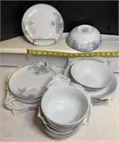 21- pieces of porcelain dishes