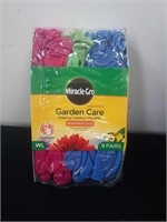 Nine new pairs of size WL Miracle-Gro breathable