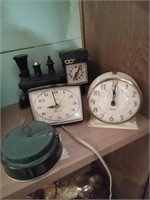 Desk top clocks, Ingraham Ace, Westclox & more