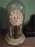 Kundo mantle clock with key