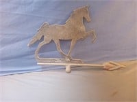 Vintage Metal  Weathermane horse. Tail is broke