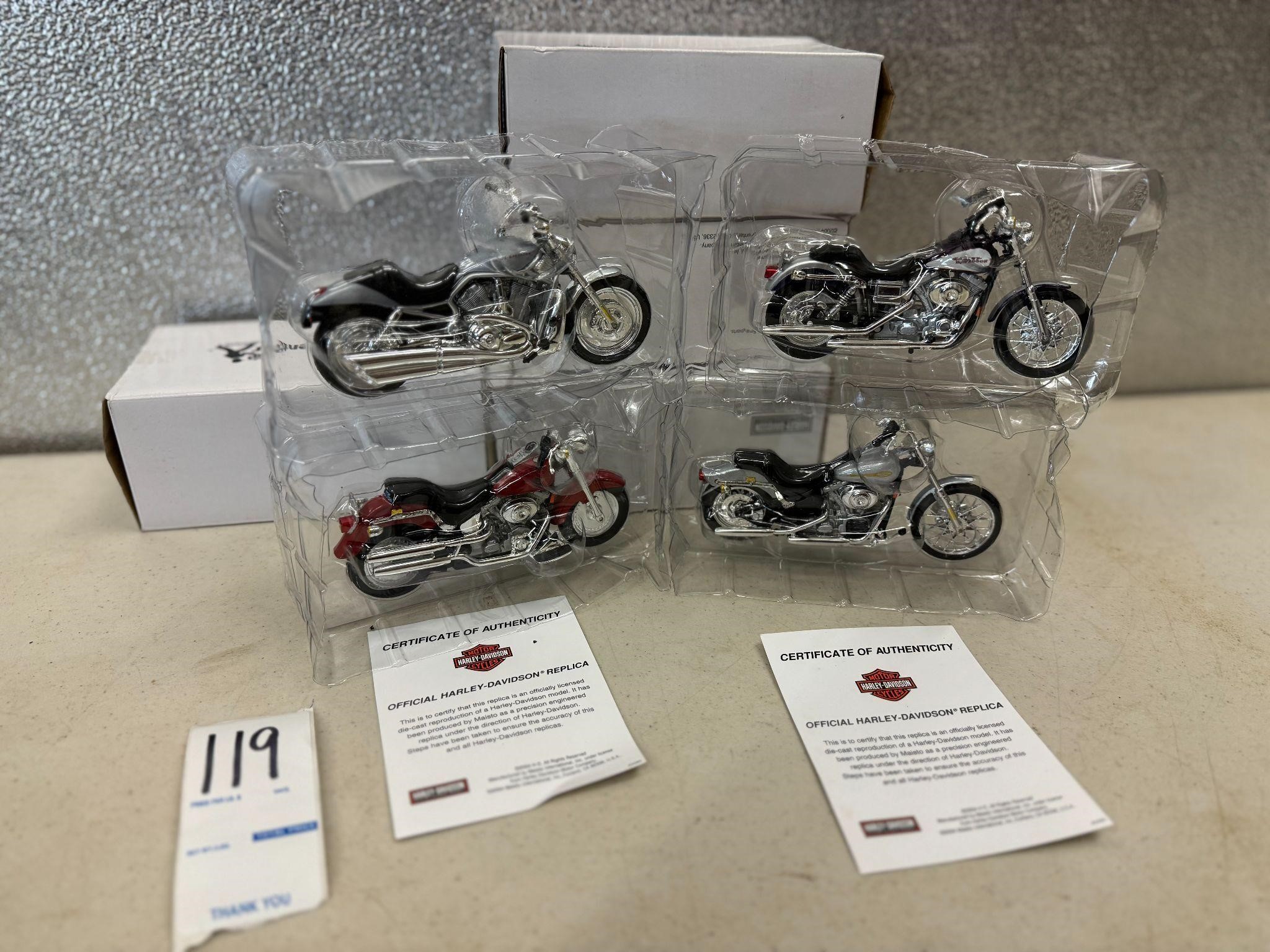 New Harley Davidson Die Cast Motorcycles Set 4