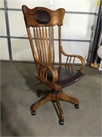 Winners Only desk chair w/adjuster***