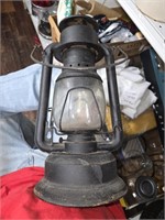 No.200 Vtg Triumph Oil Lantern & crock