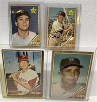 4-1962 Topps Baseball cards