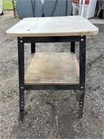 Table / stand