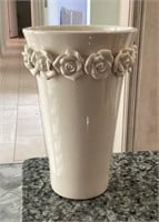 9.5" vase