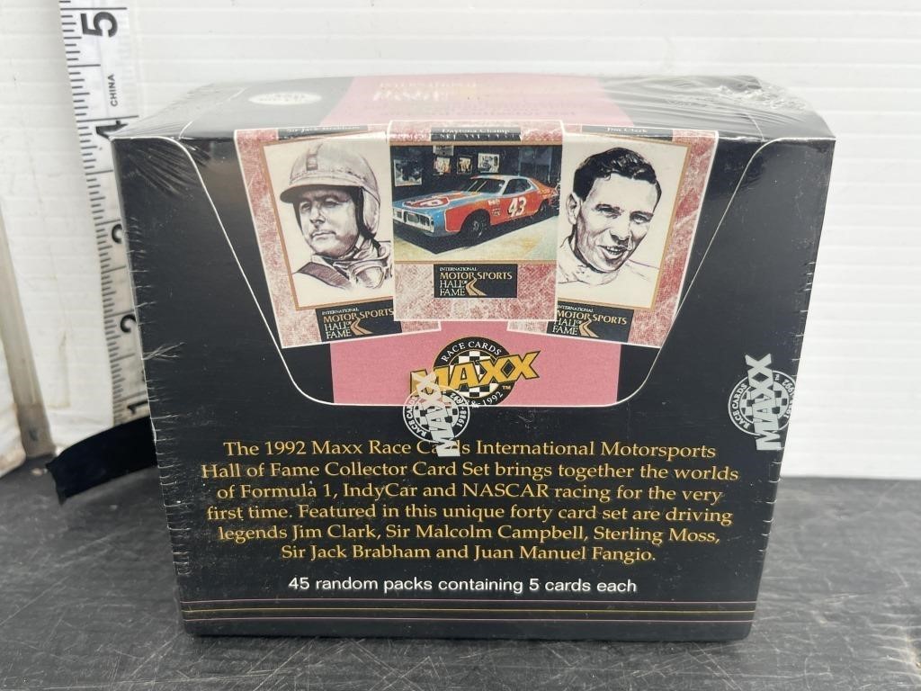 1992 Maxx racing cards