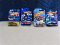 (4) on card CHEVY CHEVELLE HotWheels Toy Cars